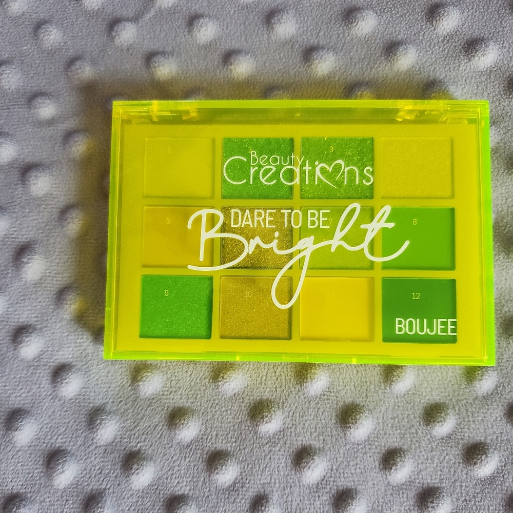 Beauty creations eyeshadow palette